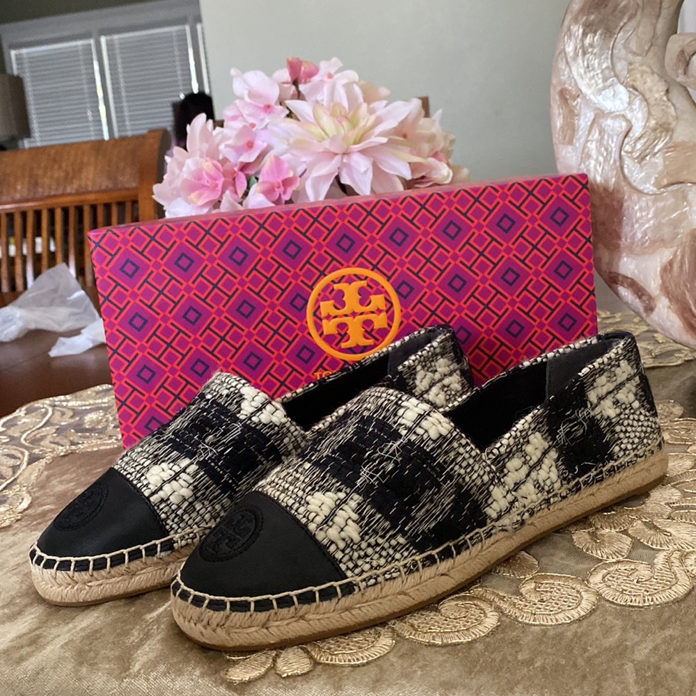 Tory Burch BLACK/ WHITE flat espadrille - Picture 1 of 8